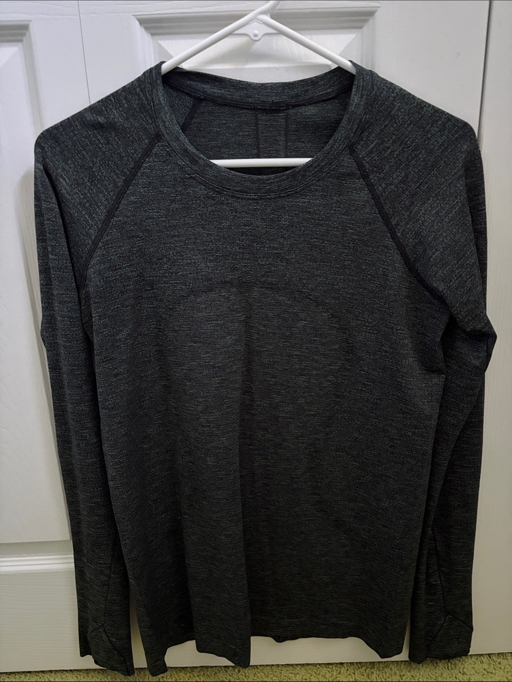 lululemon athletica Women's Long-Sleeve Crew - Dark Charcoal Heather